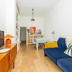 Victorian 1Br Flat, Hidden Gem In Hackney
